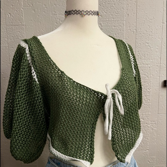 coverup/crop top - Picture 5 of 7